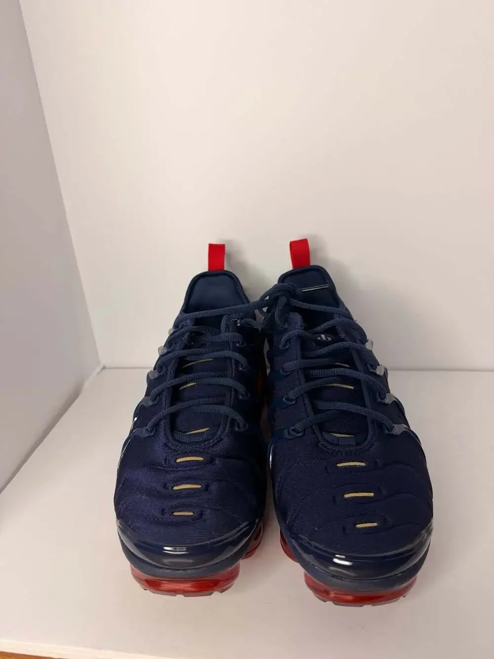 Nike Air VaporMax Plus Midnight Navy Red Gold Size 8